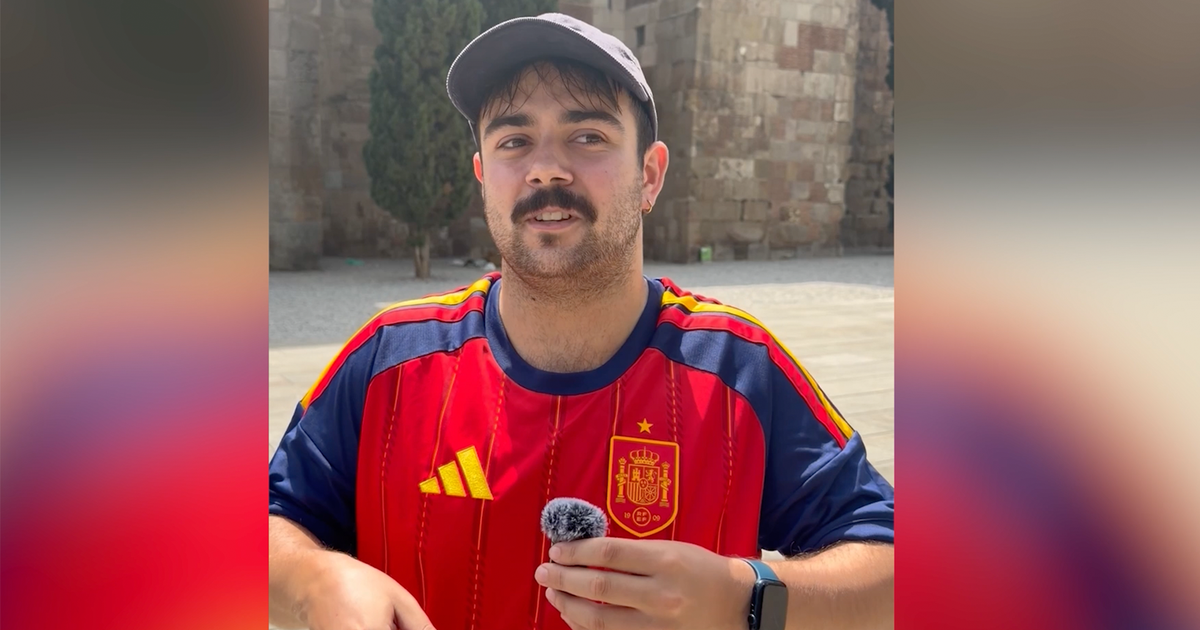 "Disrespectful": Spain fans react to Trump lingering during team's World Cup trophy celebration