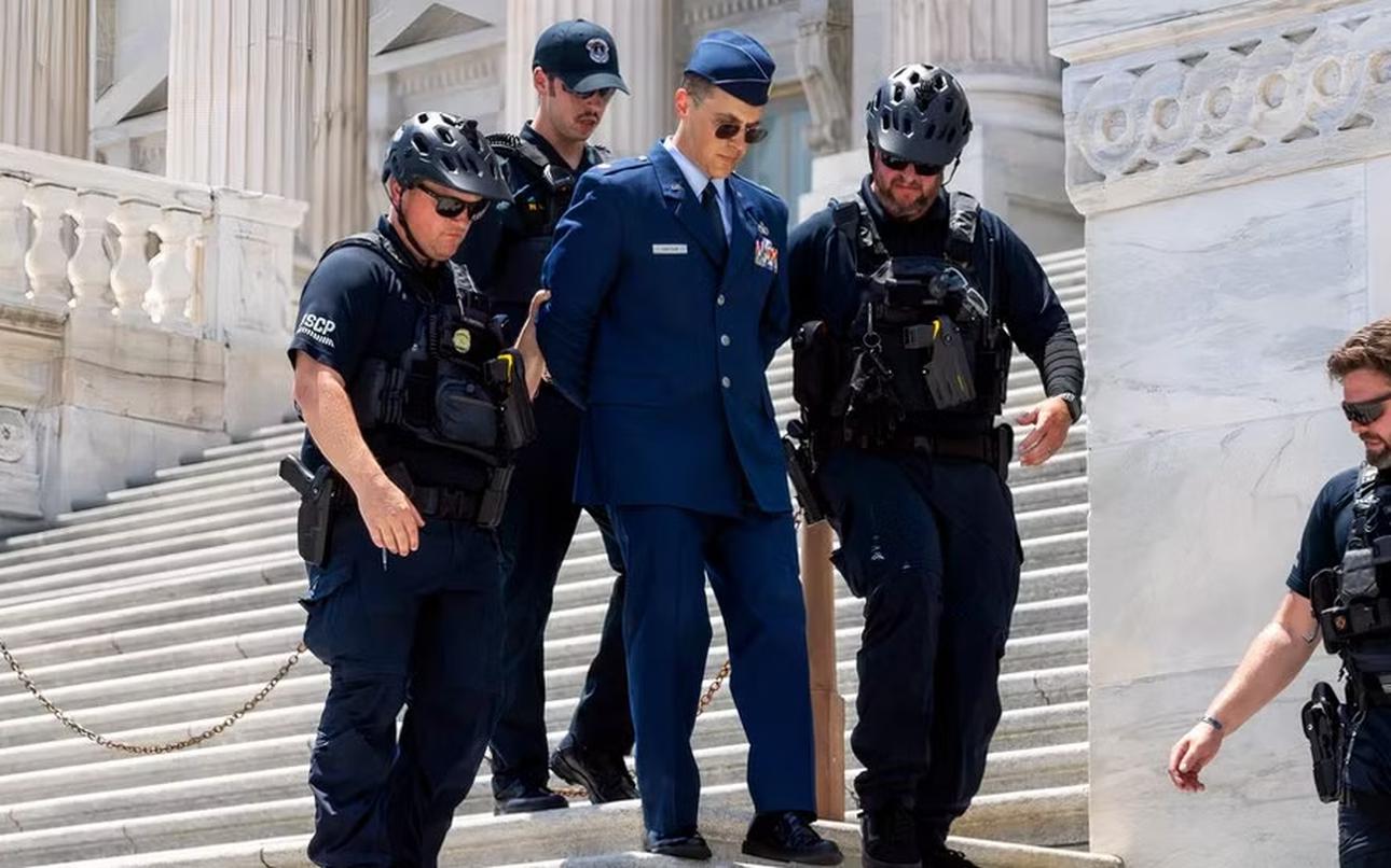 Air Force major faces spate of charges after calling for Trump’s impeachment