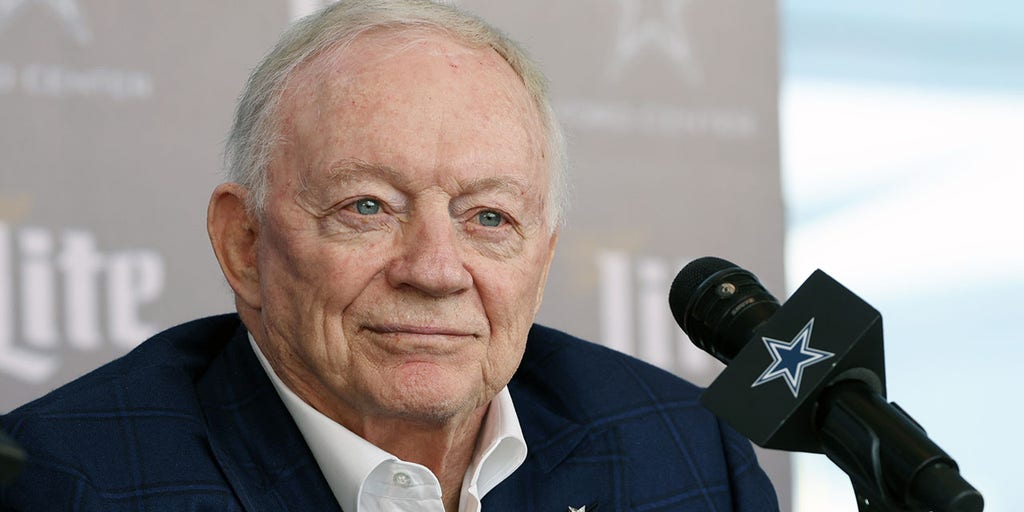 Cowboys owner Jerry Jones has Tony Romo's back, believes he will 'work through' OWI arrest