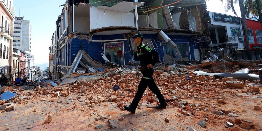 US warns Americans to avoid vacation hot spot amid quake fallout and violent crime