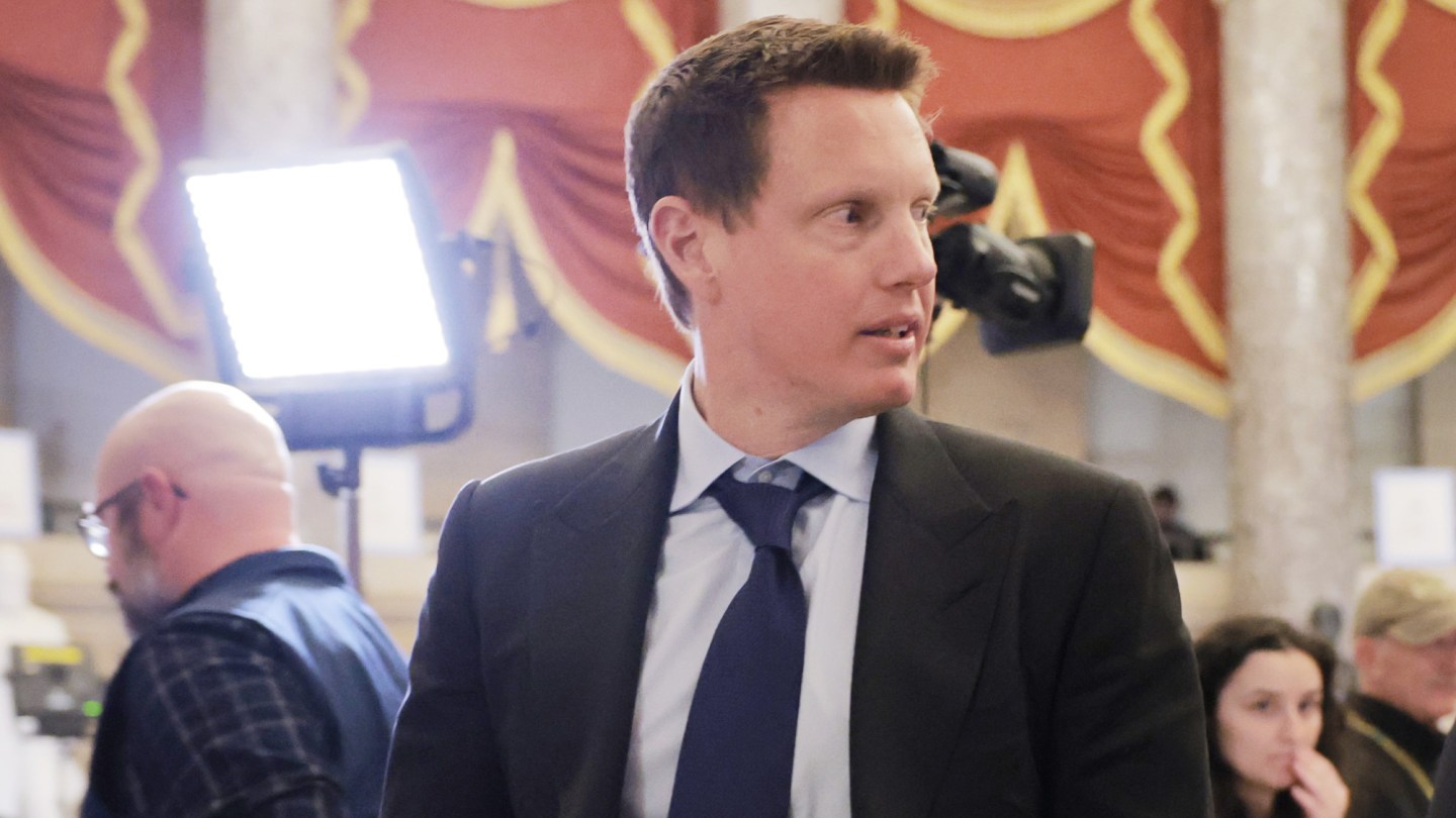Would David Ellison Really Just Pick Up His Hollywood Studios and Leave California?
