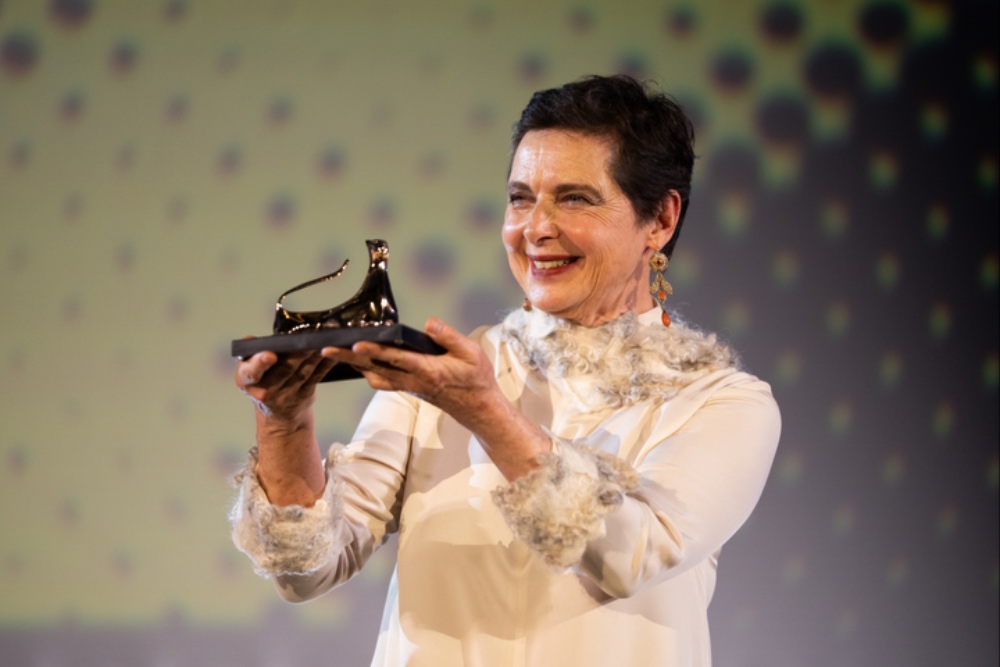 Isabella Rossellini Talks Lynch, ‘Green Porno’ and How Animals Became Her Favorite ‘Muses’: ‘They Fascinate Me’