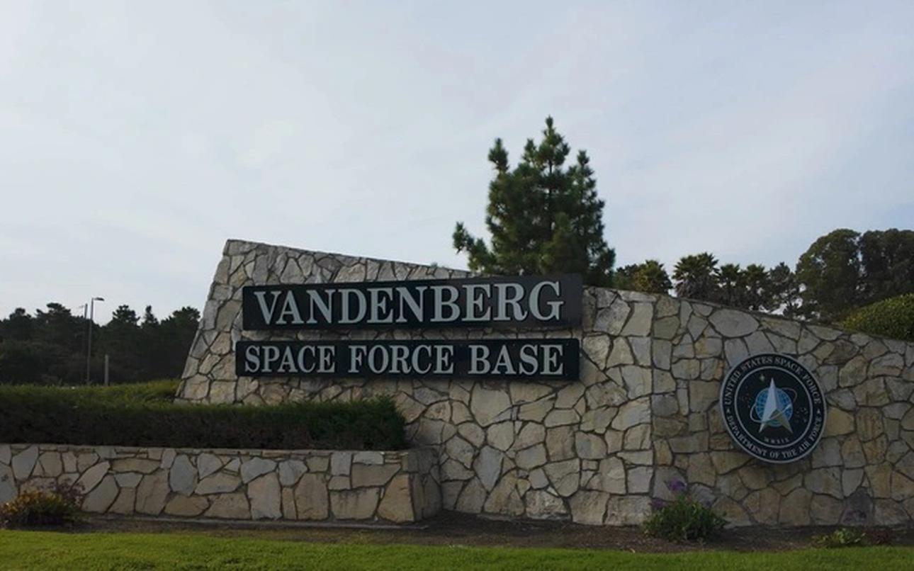 Vandenberg security draws guns on invited media, military; base blames miscommunication