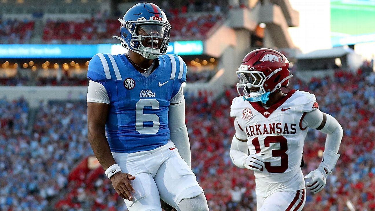 'He's a dude': CFB coaches spill the tea on 43 QBs