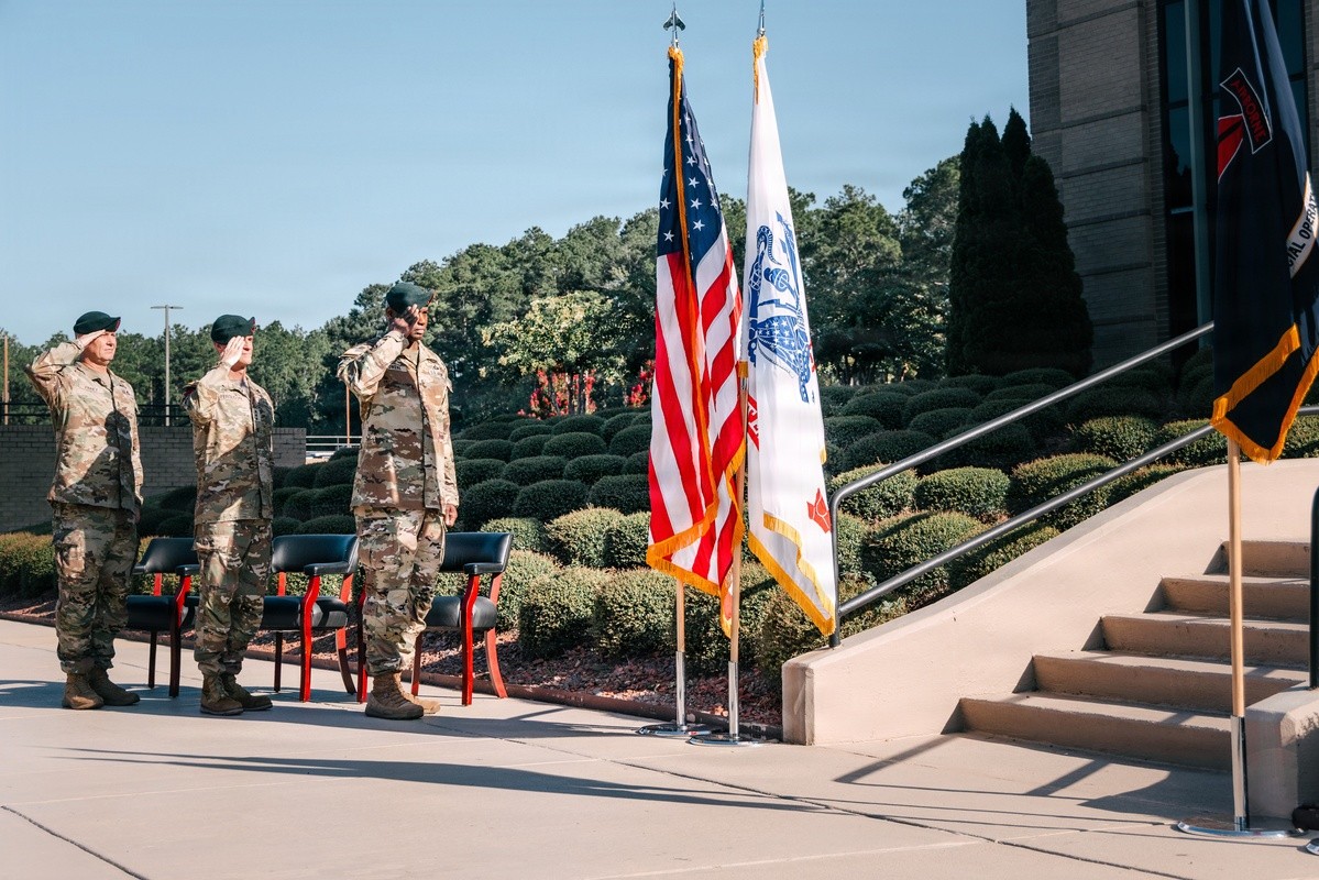 USASOC Hosts Change of Responsibility for Command Chief Warrant Officer