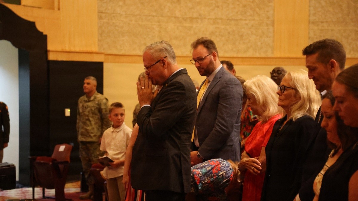 IMCOM Executive Deputy to the Commanding General Robinson ends distinguished 39-year career serving Soldiers and their Families