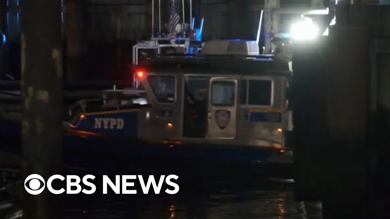 2 dead from capsized boat in New York Harbor