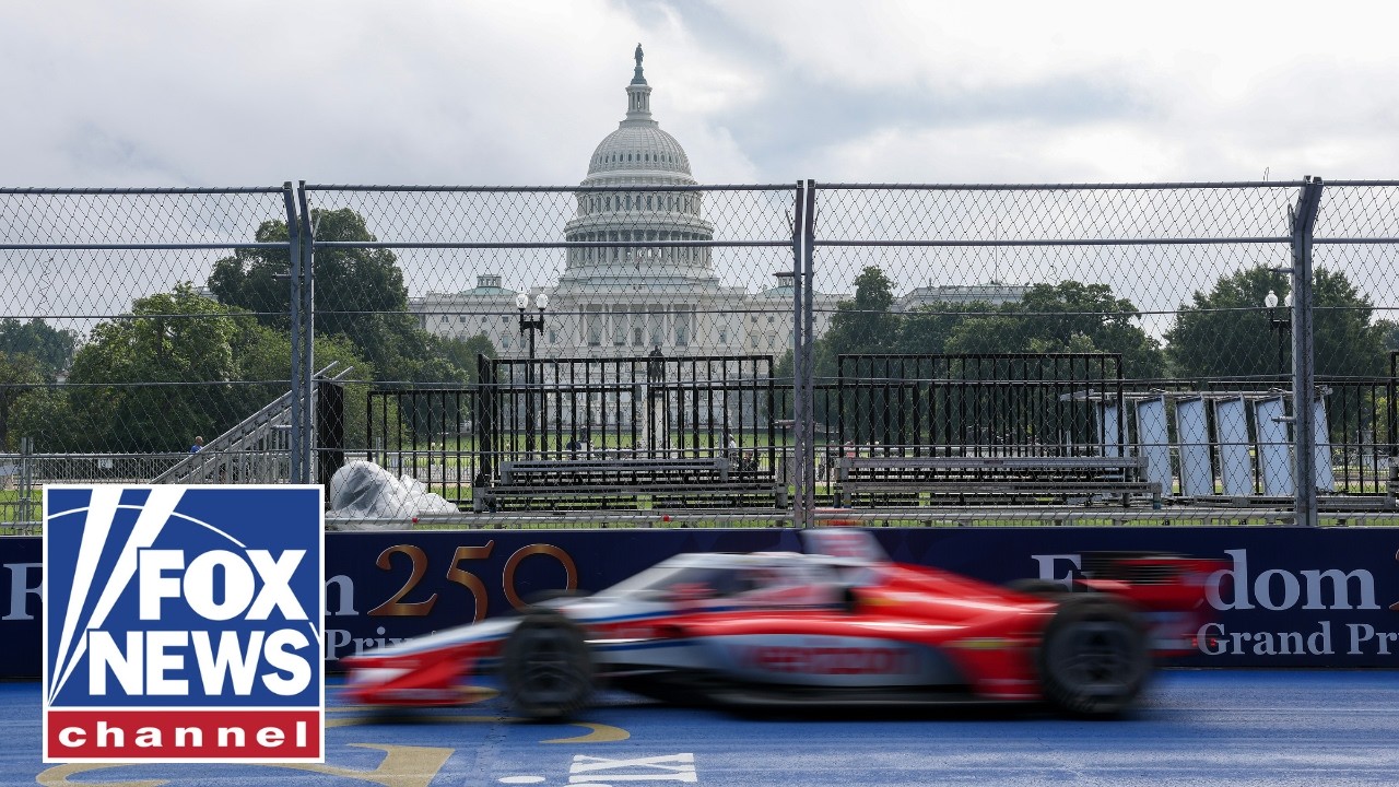 DC’s streets TRANSFORM for historic IndyCar race