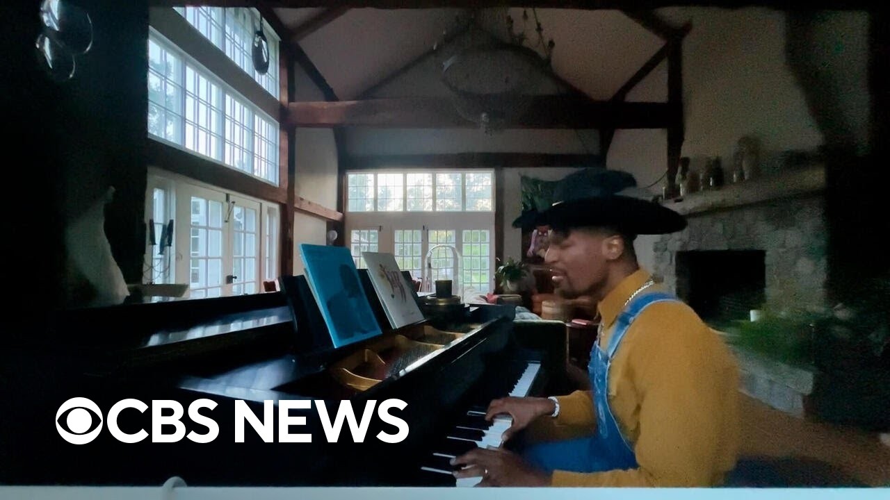 Watch: Jon Batiste plays beautiful musical tribute to Dolly Parton
