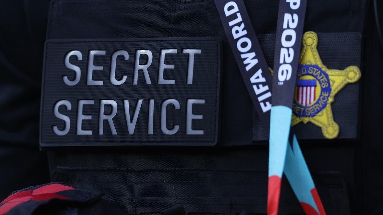 3 Secret Service officials put on leave amid investigation into "potential misconduct"