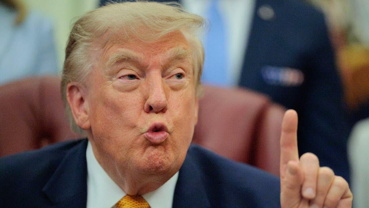Takeaways after Trump takes questions on Iran, Reflecting Pool in Oval Office