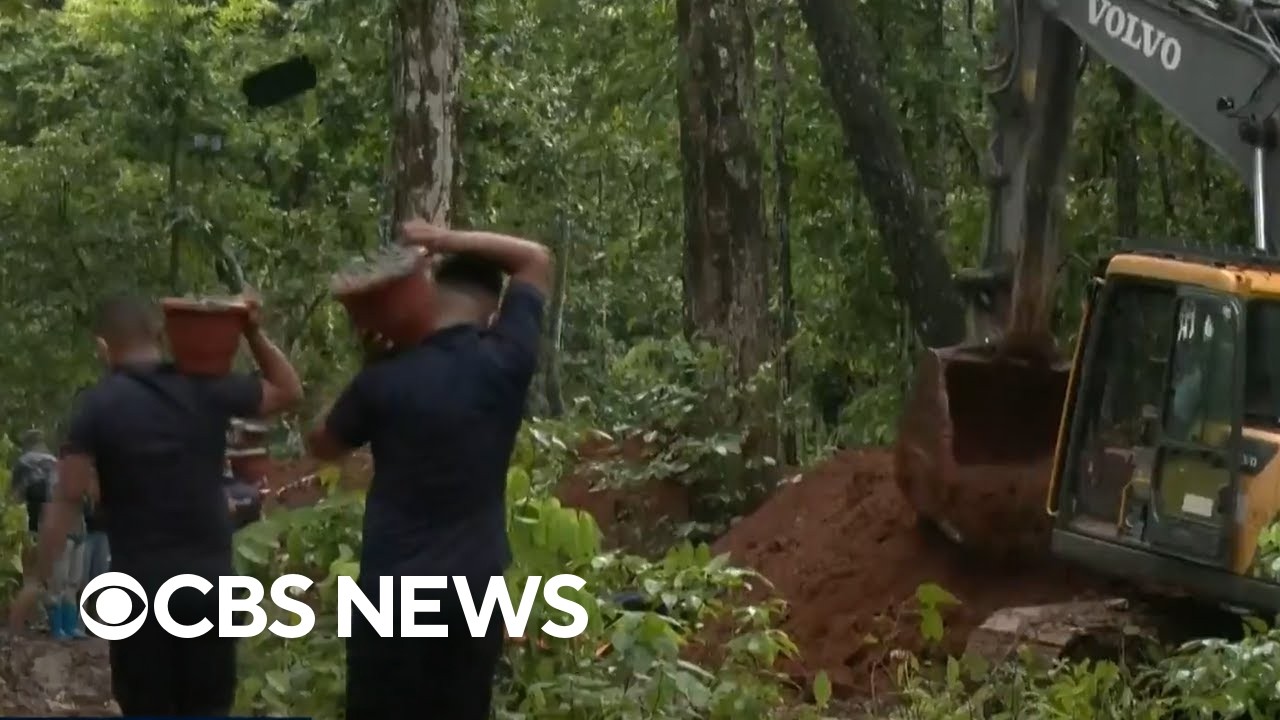 Nepal begins mass burials as thousands remain missing