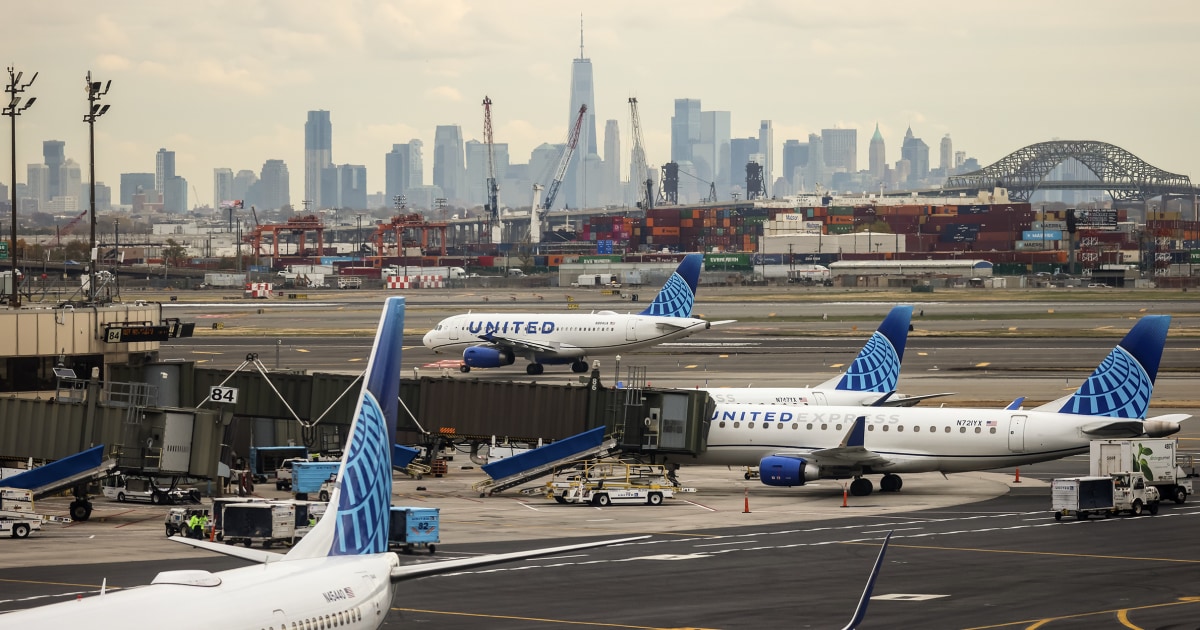 Flights halted out of Newark and Philadelphia after air traffic equipment failure – NBC News