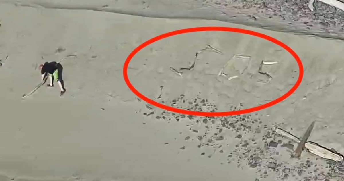 Tourists seeking photos on remote Oregon beach get trapped by tides, spell ‘SOS’ with driftwood