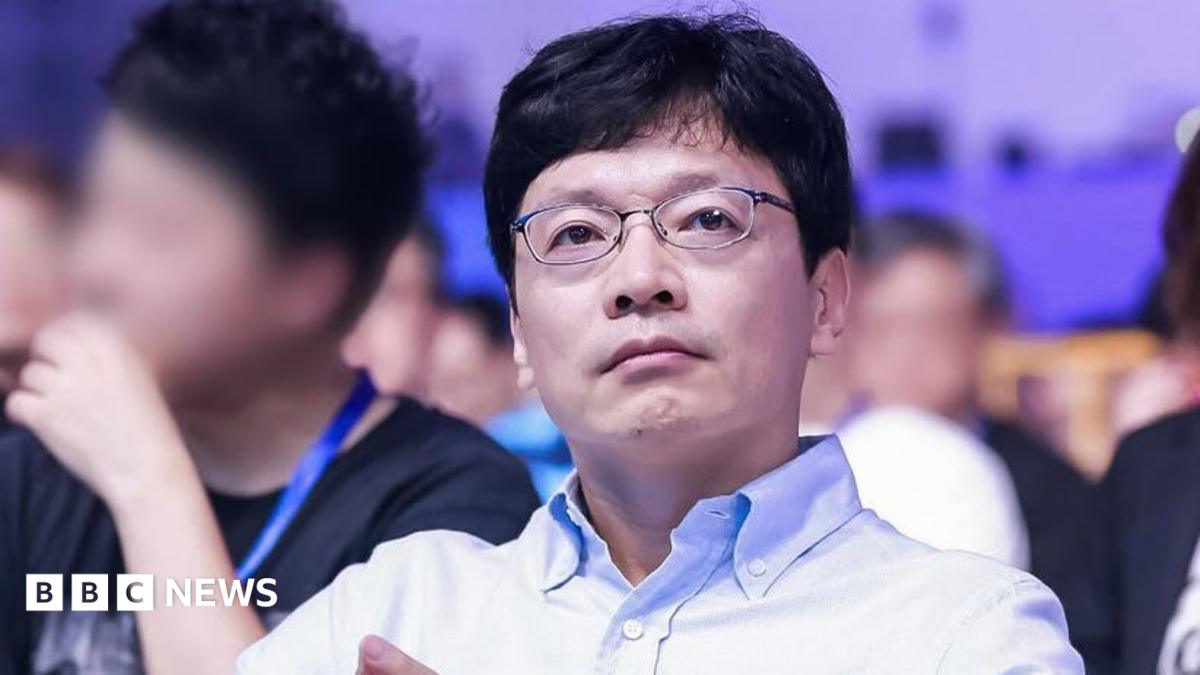 Tycoon to pay ex-wife $1.87bn in record South Korea divorce settlement