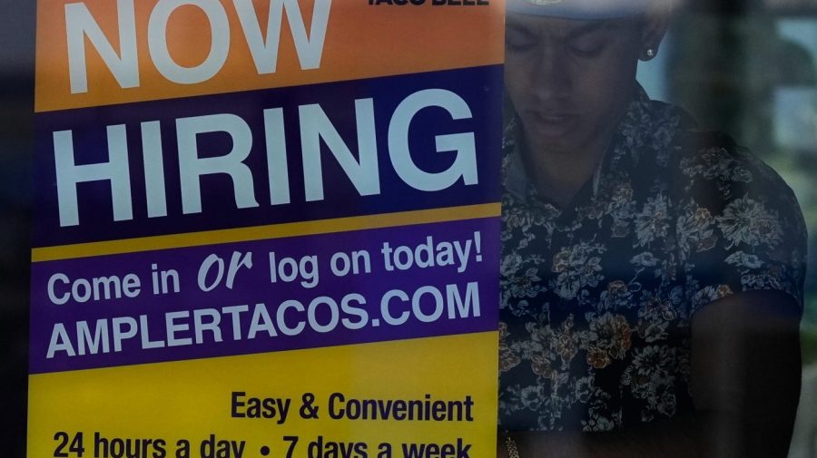 US economy adds 162,000 jobs in August