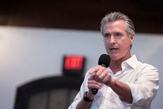 Newsom blocks other states' National Guard troops from California – USA Today