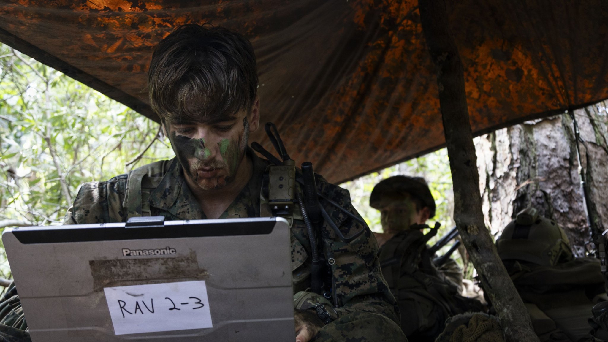 Marine Corps offering up to $15,000 for enlisting in electronic, cyber fields