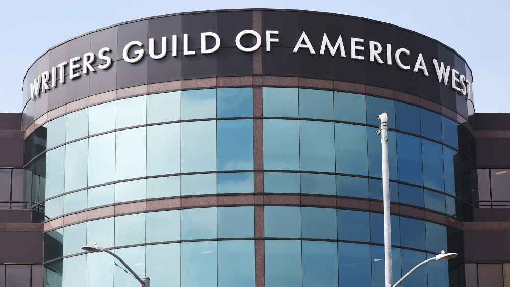WGA Settles Antitrust Lawsuit With Paramount Over Warner Bros. Discovery Merger