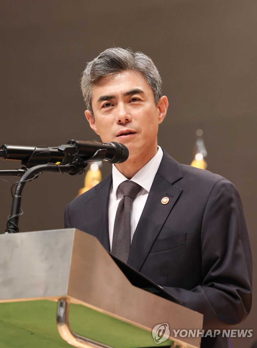 New defense chief inaugurated – Yonhap News Agency