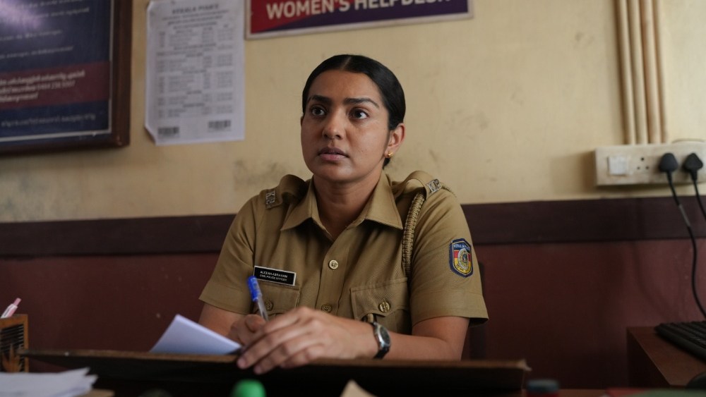 Parvathy Thiruvothu on Playing a Police Officer in ‘Pradhama Drishtiya Kuttakkar’ and Speaking Out About Misogyny Despite Scrutiny: ‘I Enjoy Watching Patriarchy Fall Apart’