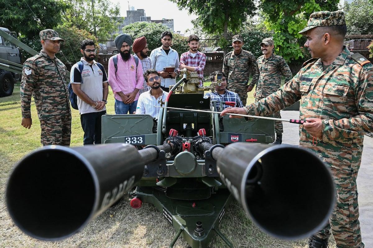 India puts domestic industry at heart of new military equipment orders – Defense News