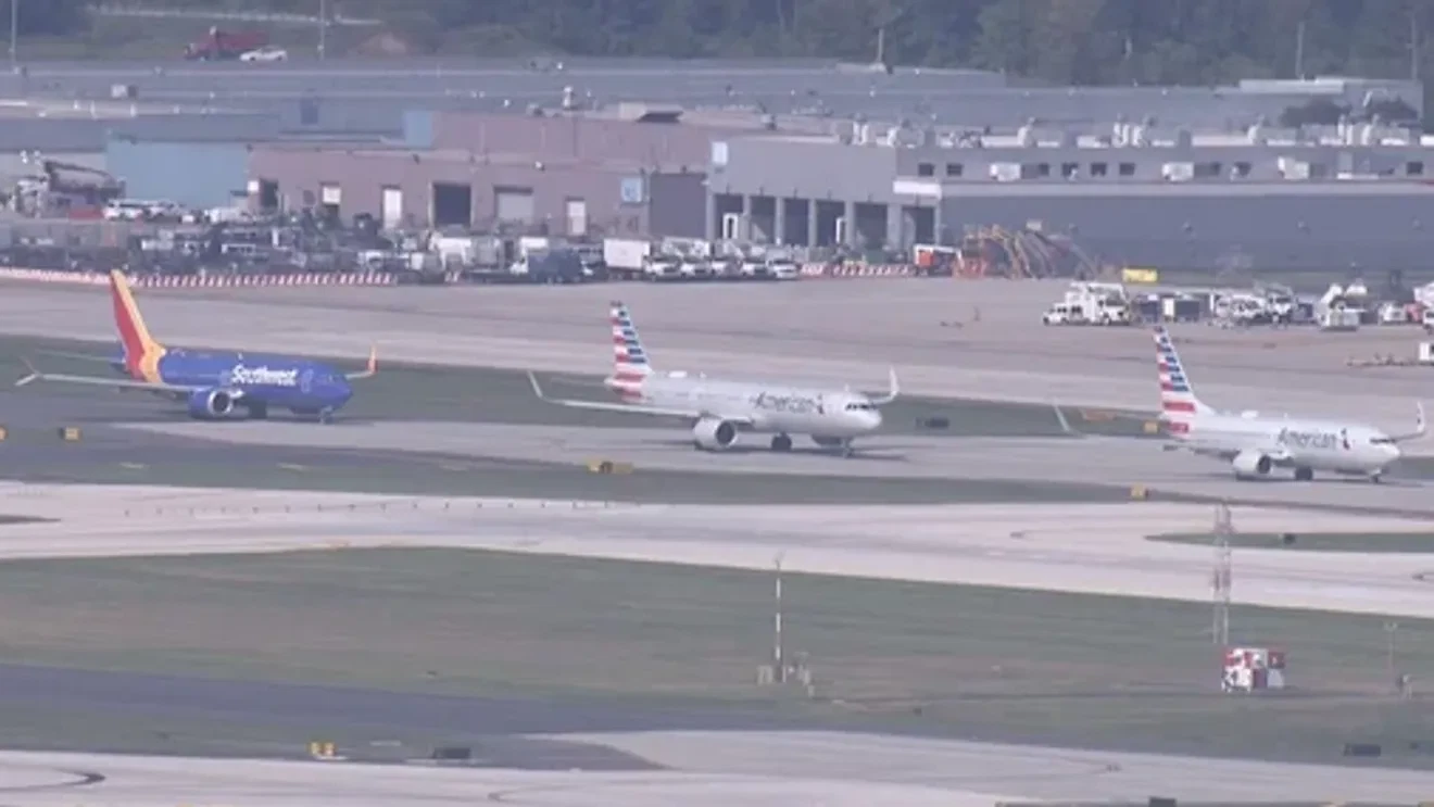 Philadelphia International Airport equipment outage keeps planes on runway – local21news.com