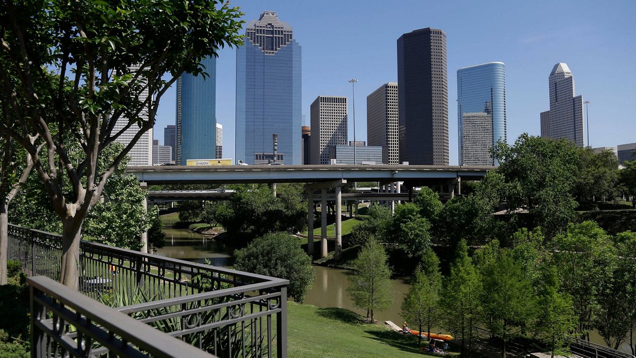 After Bertha's rain, Houston experiences high heat – spectrumlocalnews.com