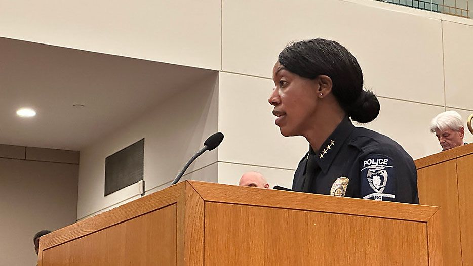 Charlotte leaders consider pilot program before changing teen curfew – spectrumlocalnews.com