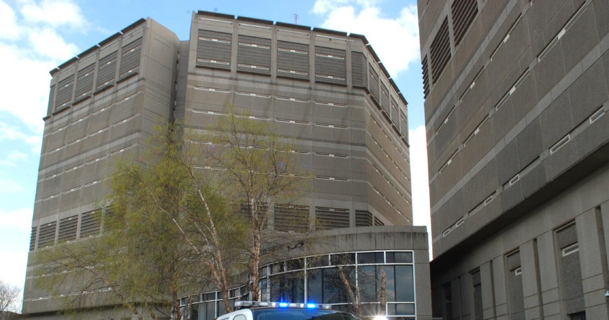 Inmate dies after being found wounded in DeKalb County jail cell, GBI reports – cbsnews.com