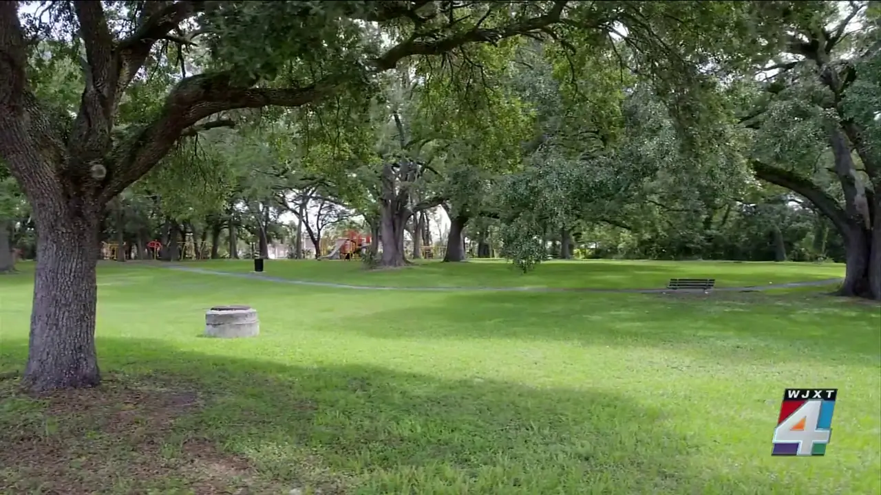 Ben Crump, family of 22-year-old demands release of JSO body camera footage after deadly officer-involved shooting – News4JAX