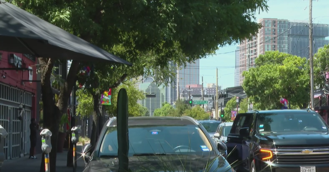 Dallas to raise parking rates, introduce windshield "barnacles" for unpaid tickets – CBS News