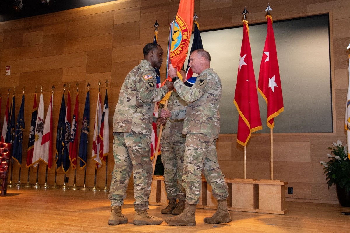 Maj. Gen. Turinetti relinquishes command of CECOM at Aberdeen Proving Ground