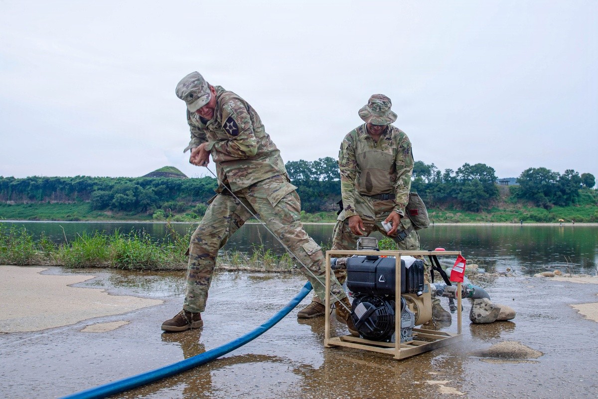 194th DSSB Soldiers Purify Water, Strengthen Sustainment Readiness in South Korea