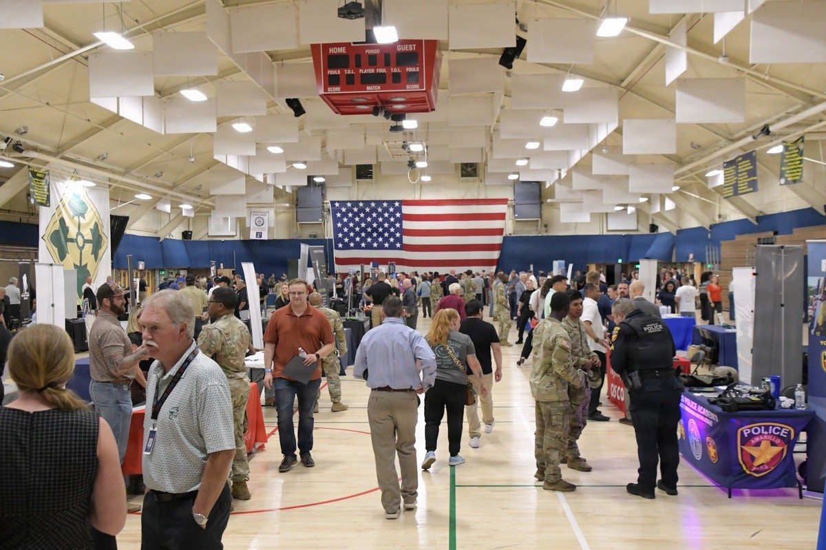 Fort Carson career summit helps bridge gap