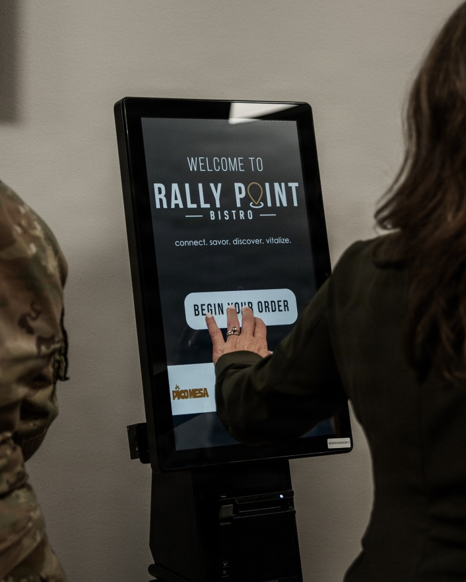 Fort Bragg opens Rally Point Bistro, bringing campus-style dining to troops
