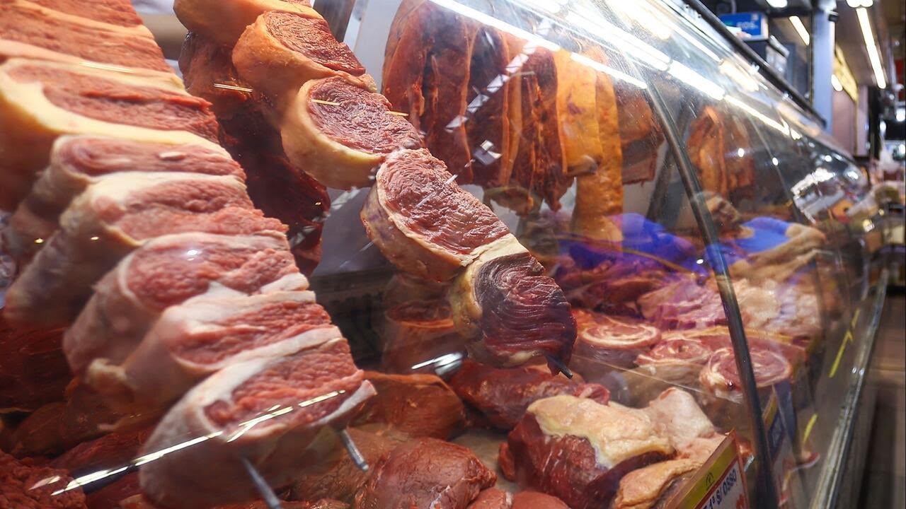 "Fast Food Nation" author Eric Schlosser shares his concerns about Trump’s "mystery meat" imports