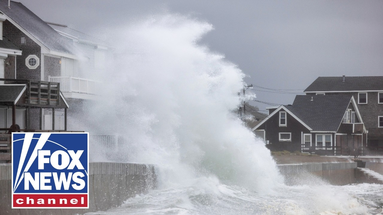 Nor’easter BATTERS East Coast with flooding, travel chaos