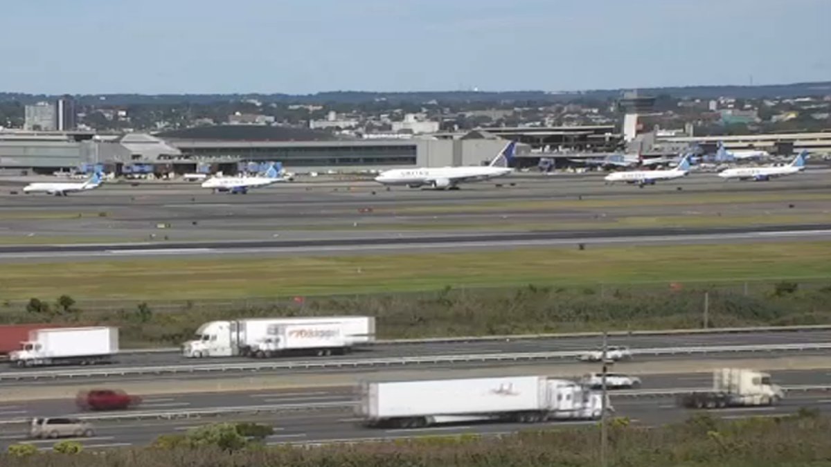 Air travel nightmare: Newark ground stop nears 6th hour; JFK, LGA pause flights – NBC New York