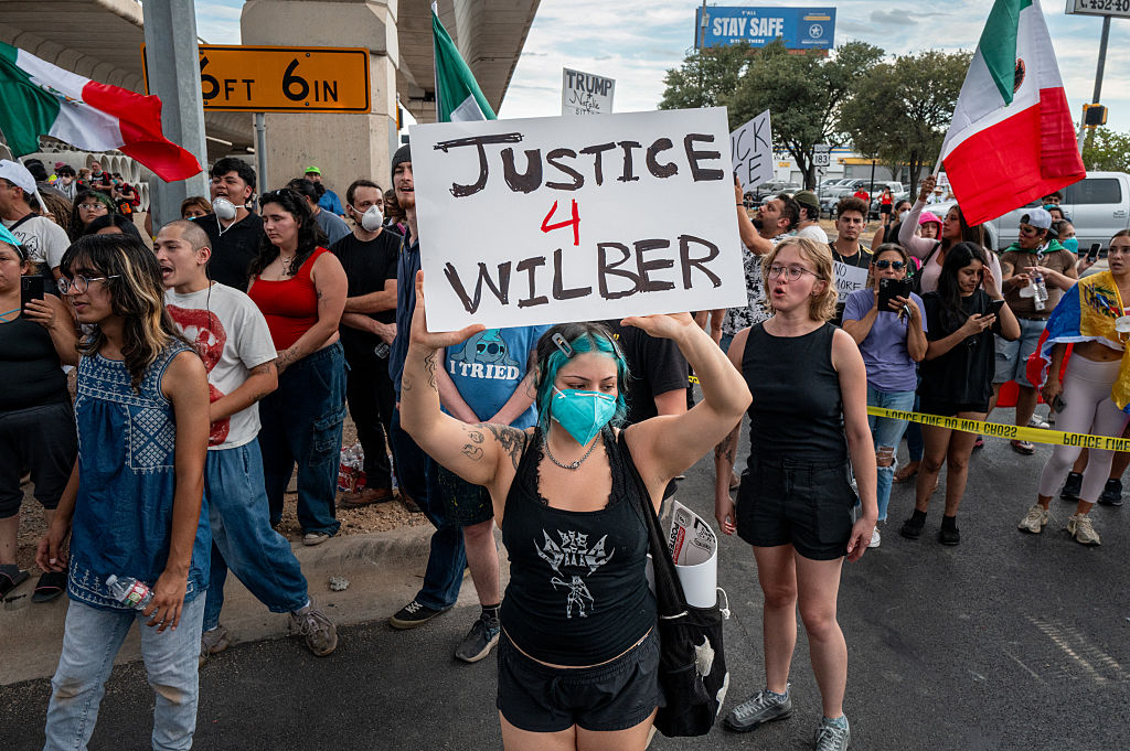 'Disturbing pattern': Austin bishop condemns shooting of a man by ICE – MySA