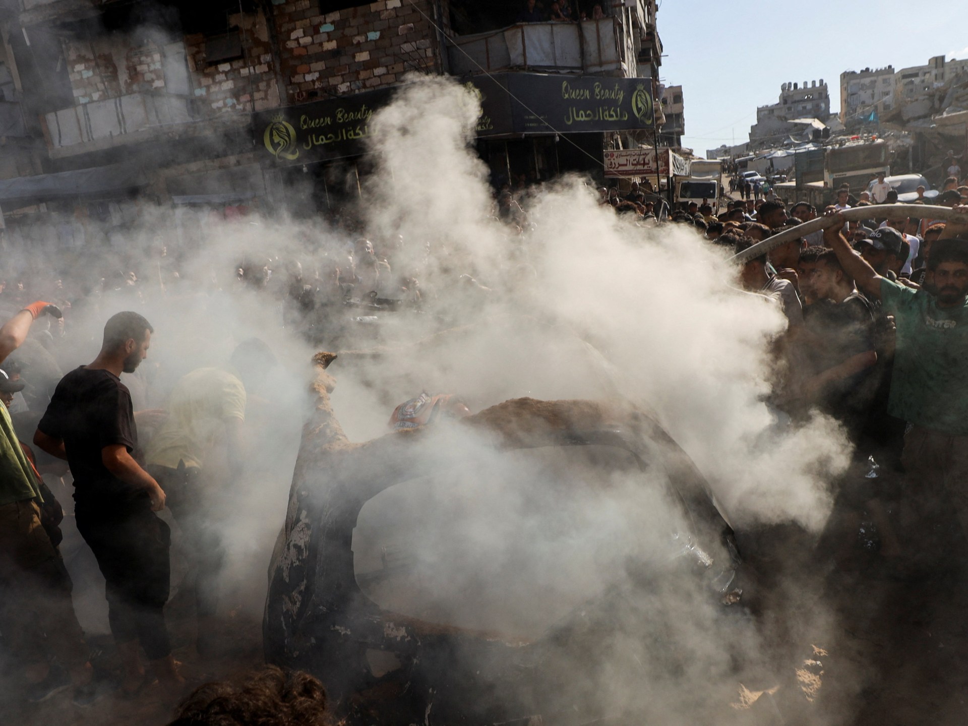 Israeli attacks on Gaza kill three, including a child
