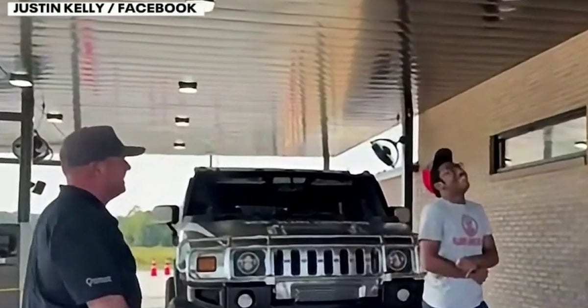 Slim Chickens employee surprised with a Hummer – FOX 5 Atlanta
