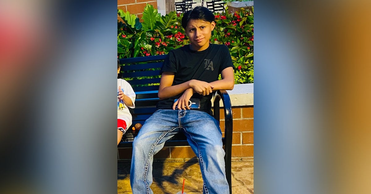 Rome 16-year-old dies after collapsing on field, fundraiser says – FOX 5 Atlanta