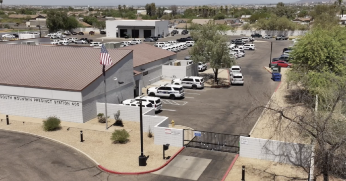 Two Phoenix PD cops arrested and fired amid criminal investigation into violent, unreported traffic stop – ABC15 Arizona