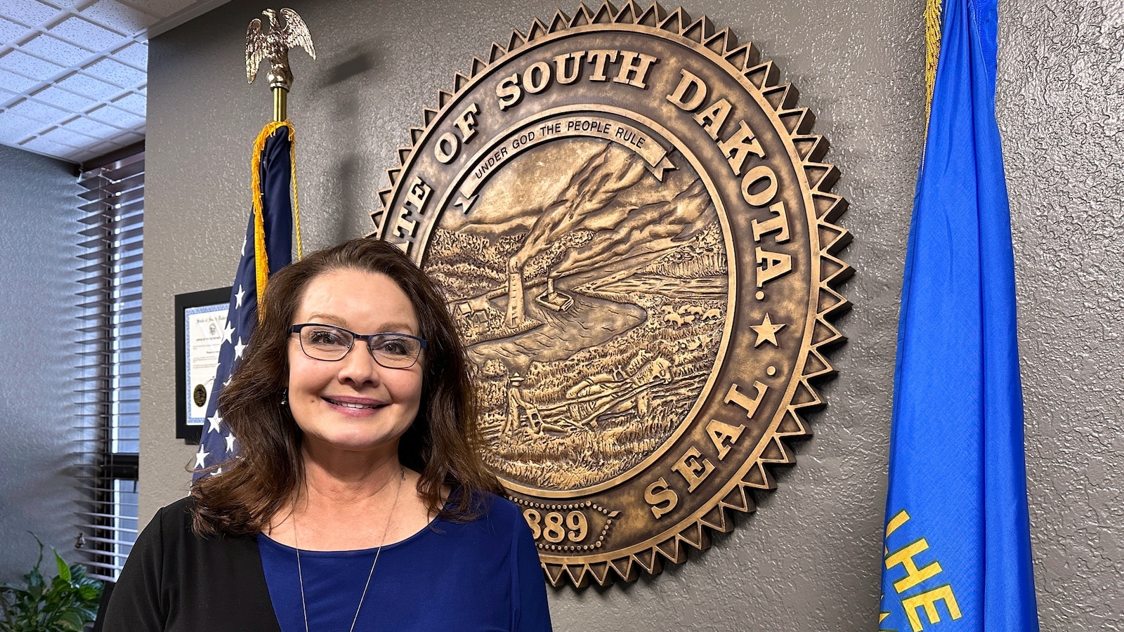 Republican who oversees South Dakota's elections endorses a Democrat in the race to succeed her – abcnews.com