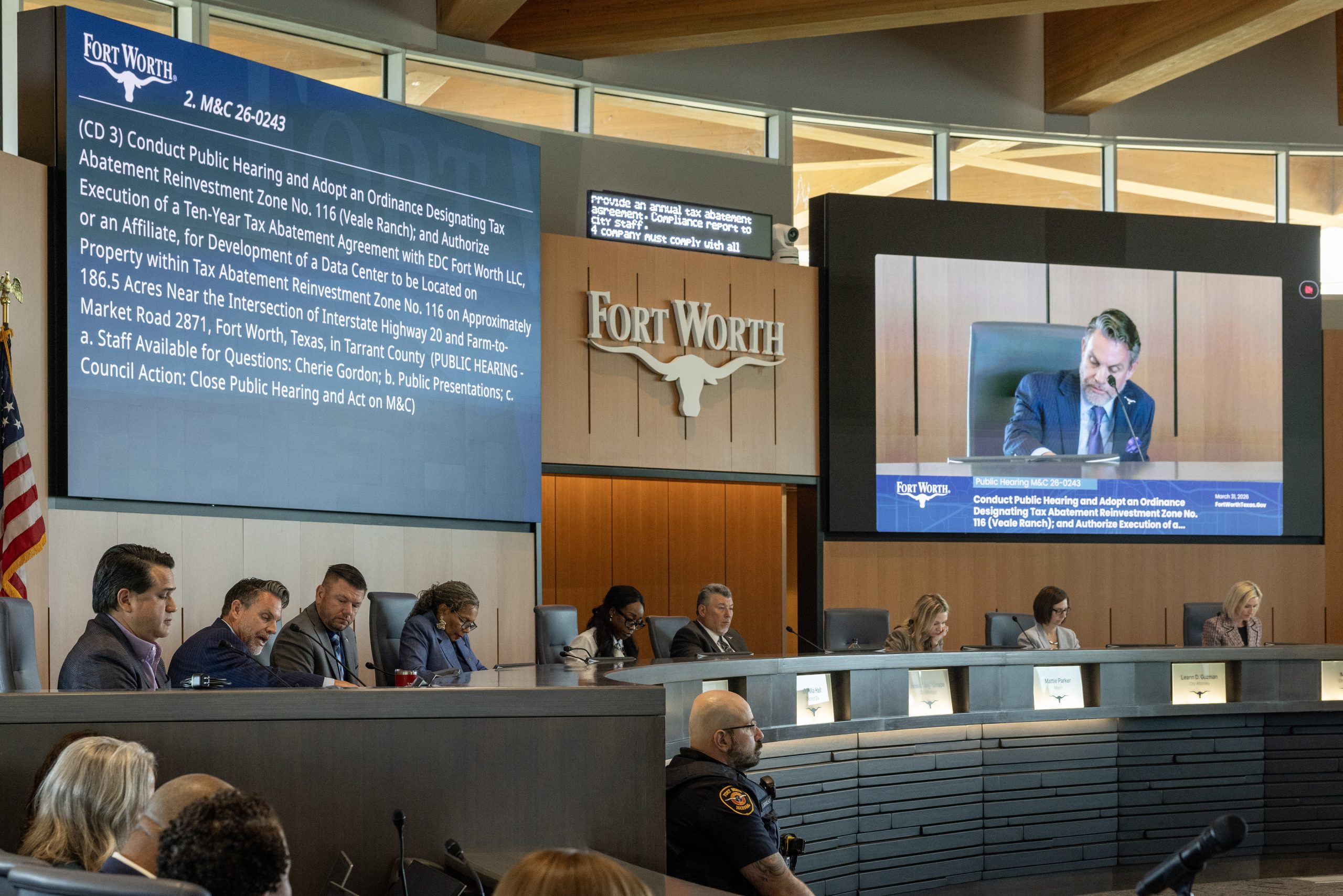As Fort Worth prepares to hold ‘robust’ discussions on growing data centers, residents rally together – Fort Worth Report