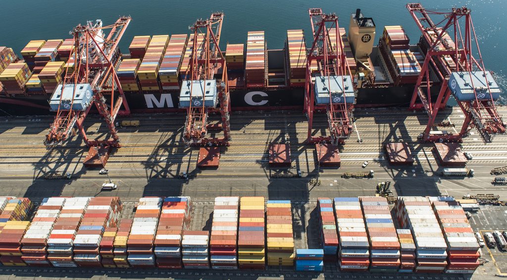 Strike vote by security workers threatens to halt most cargo at Port of Long Beach – Long Beach Post