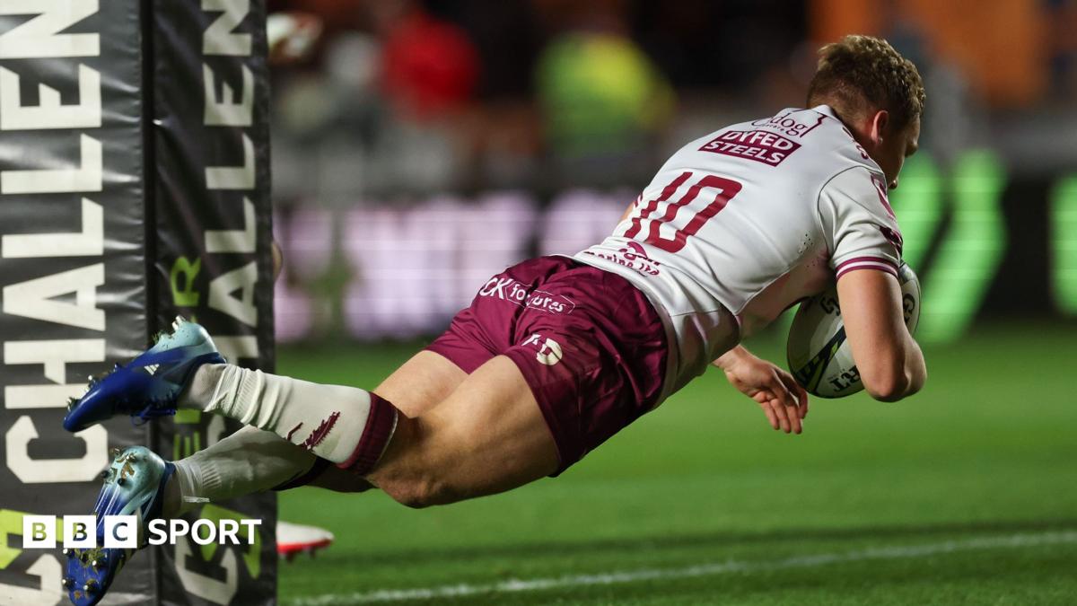 Costelow injury worry for Wales as Scarlets thrash Newcastle