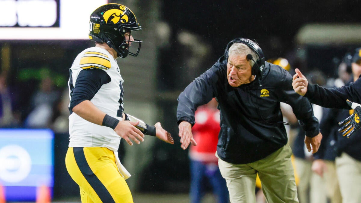 Iowa's blowout win at Washington clears path to College Football Playoff thanks to easy remaining schedule