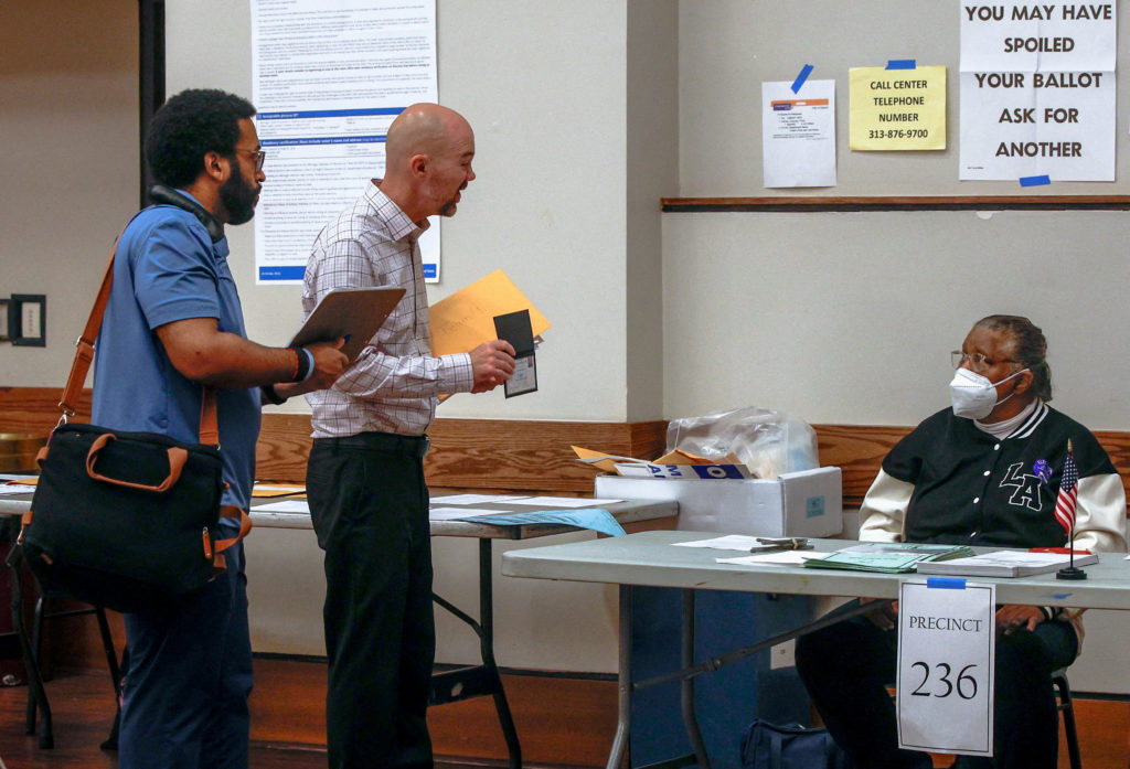 5 expert takeaways on 2026 midterm election security – PBS